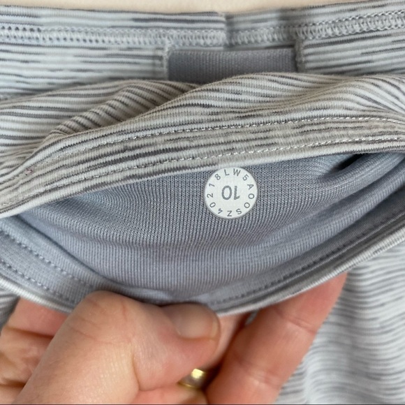 Lululemon Train Times 7/8 Pant 25" - Picture 5 of 7